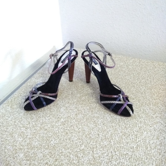 Dolce And Gabbana Embossed Leather Strappy Sandals - Picture 1 of 5
